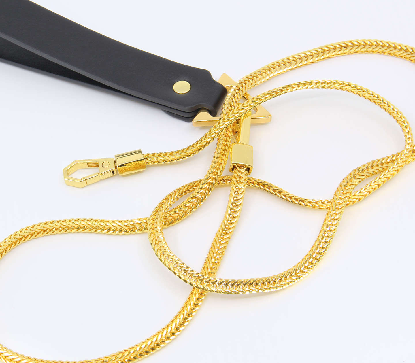 Love In Leather Gold Snake Chain Lead With Faux Leather Handle