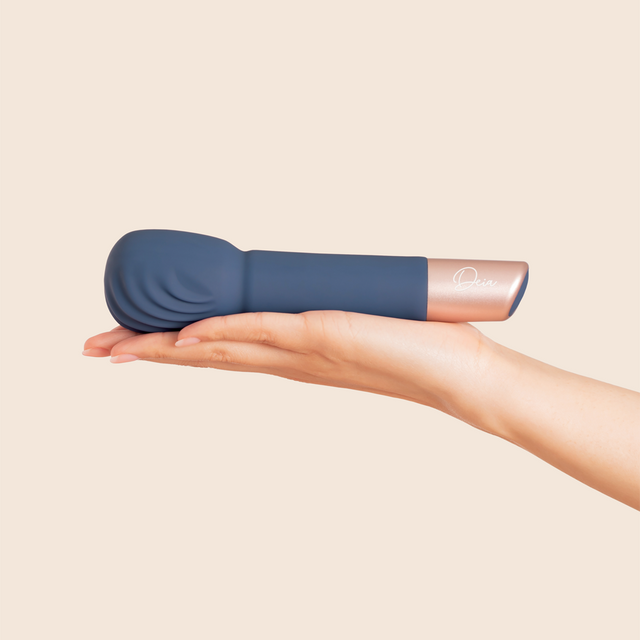 Clio Deia The Wand Body-Forming Massager Vibrator