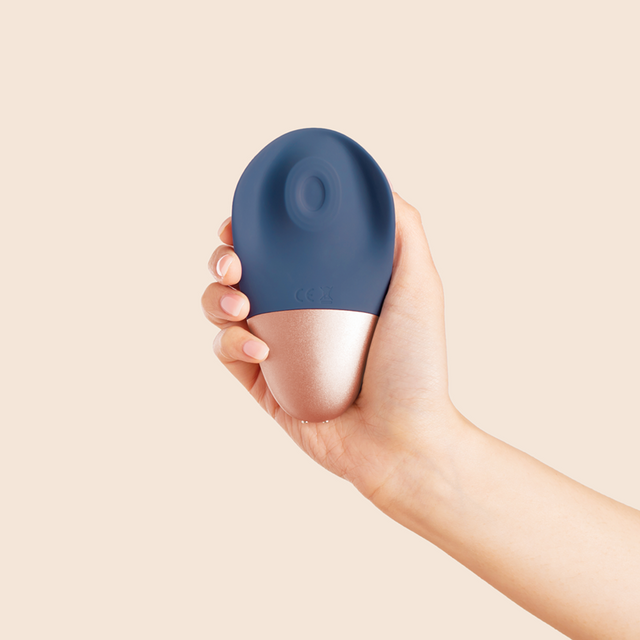 Clio Deia The Arouser Pulsating External Stimulator Vibrator