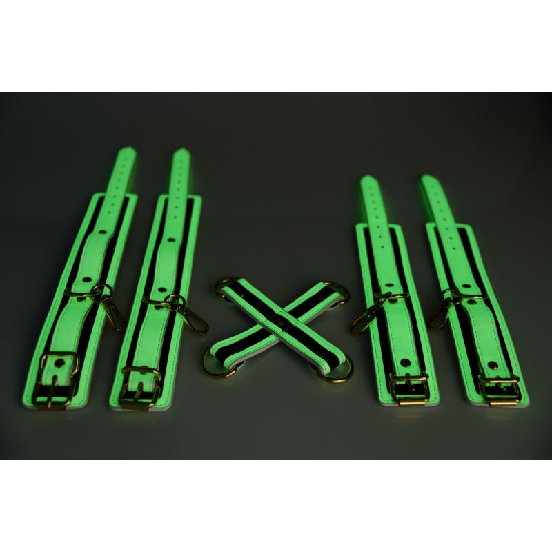 Master Series Kink In the Dark Glowing Hog Tie Set Flouro Green